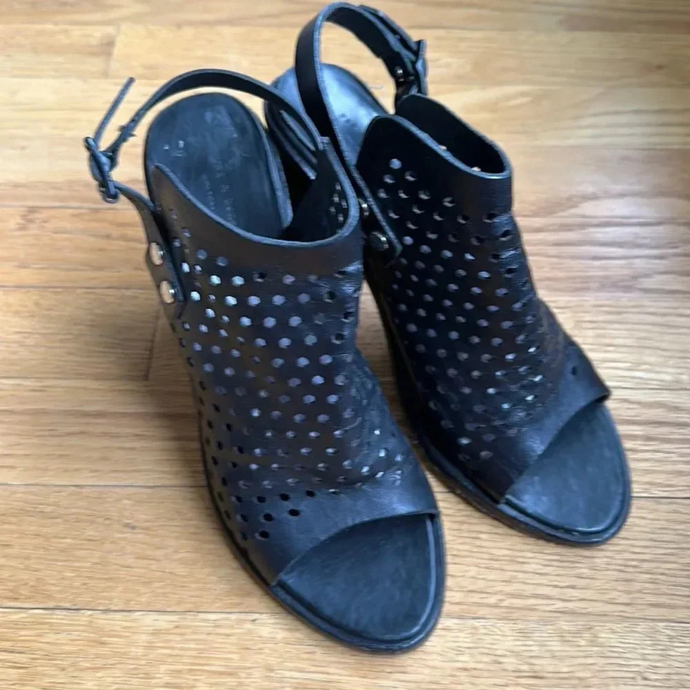 Rag & Bone NY black leather open toe heels side buckle great pre owned condition